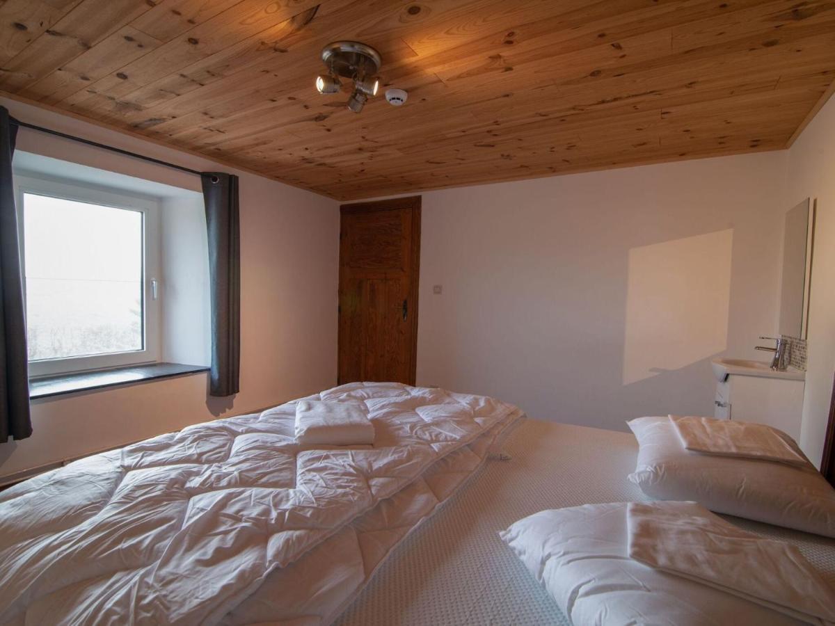 Very Spacious House With Sauna Spa And Countryside Views Gouvy Exterior photo